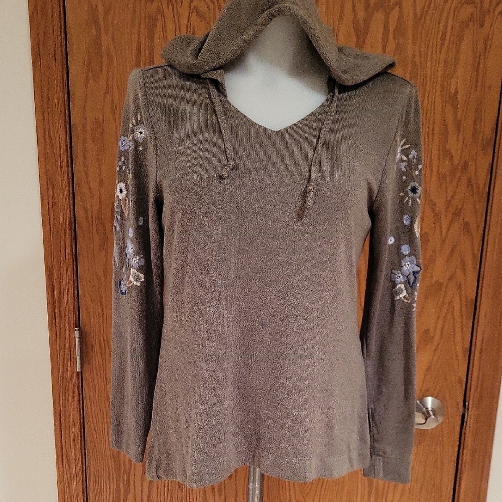 Christopher & Banks, Olive Green Sweater, Embroidered Floral Details, Size Small